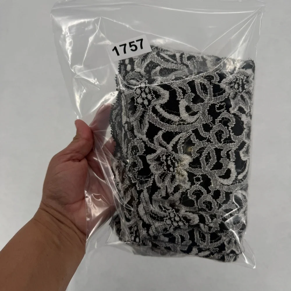 White House Black Market intricate floral